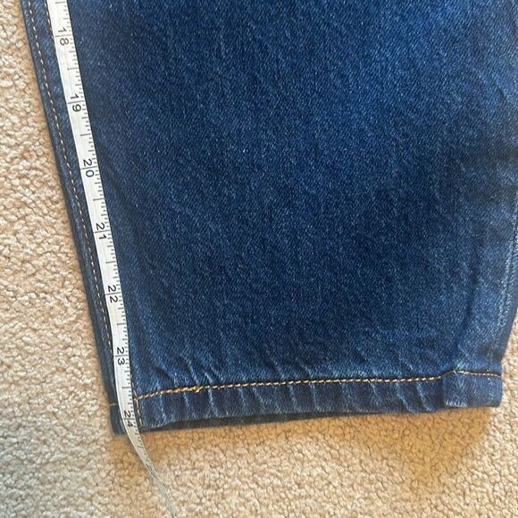 NWT Levi’s Premium Loose Taper Crop Dark Wash 29 - Picture 12 of 12
